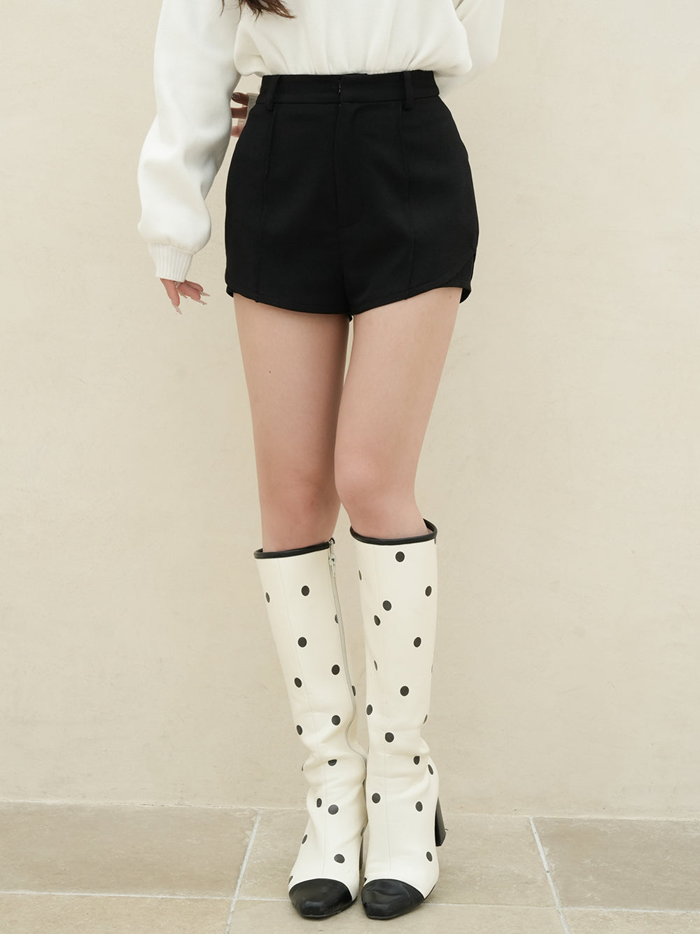 モデル：158cm（着用サイズ：S　着用カラー：BLK）