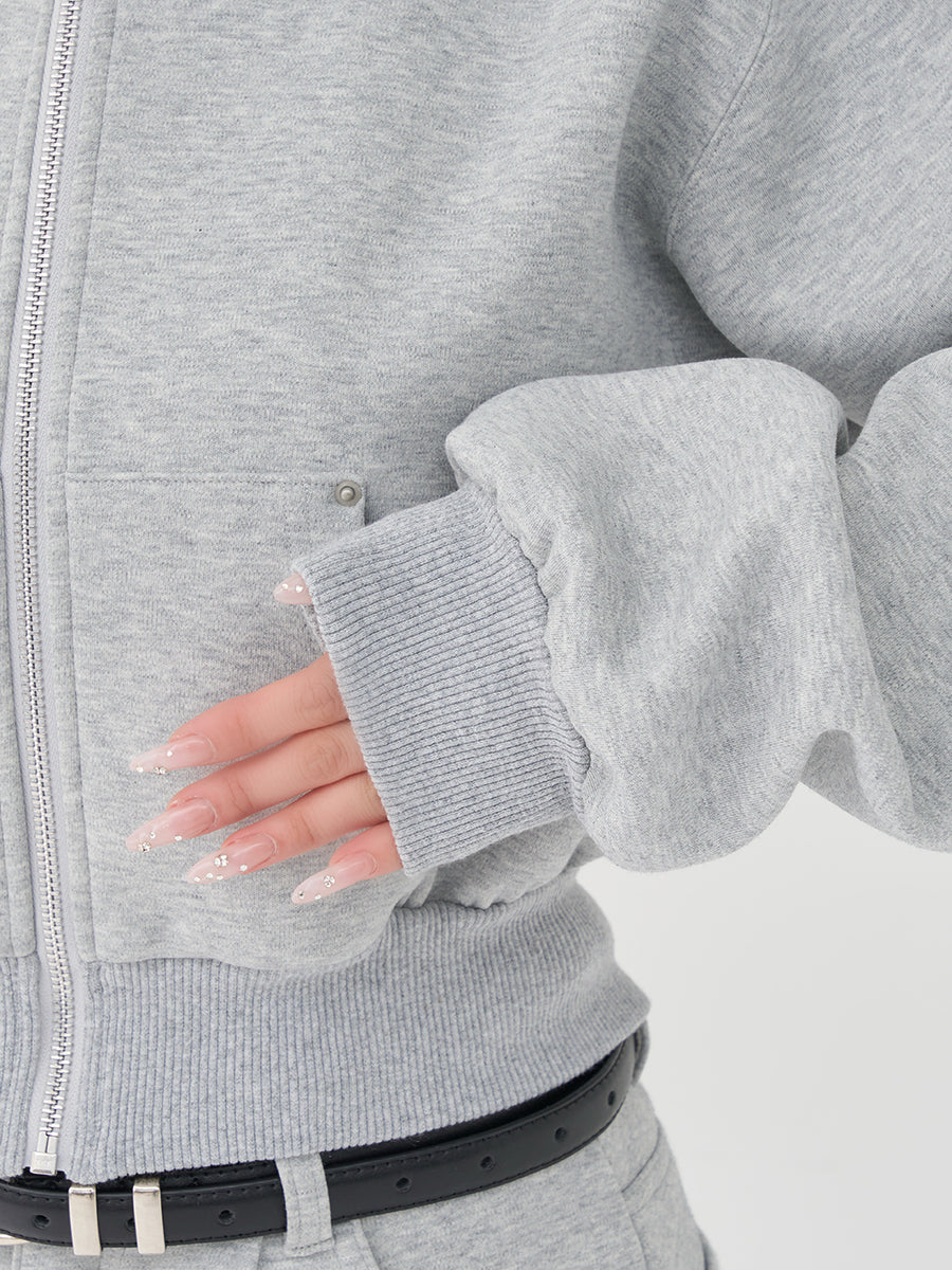 モデル：158cm（着用サイズ：FREE　着用カラー：GRY）