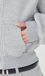 モデル：158cm（着用サイズ：FREE　着用カラー：GRY）