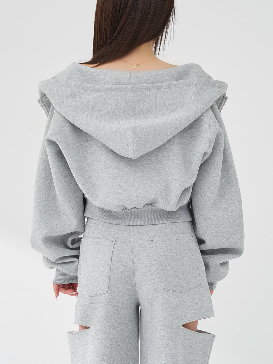 モデル：158cm（着用サイズ：FREE　着用カラー：GRY）