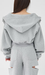モデル：158cm（着用サイズ：FREE　着用カラー：GRY）