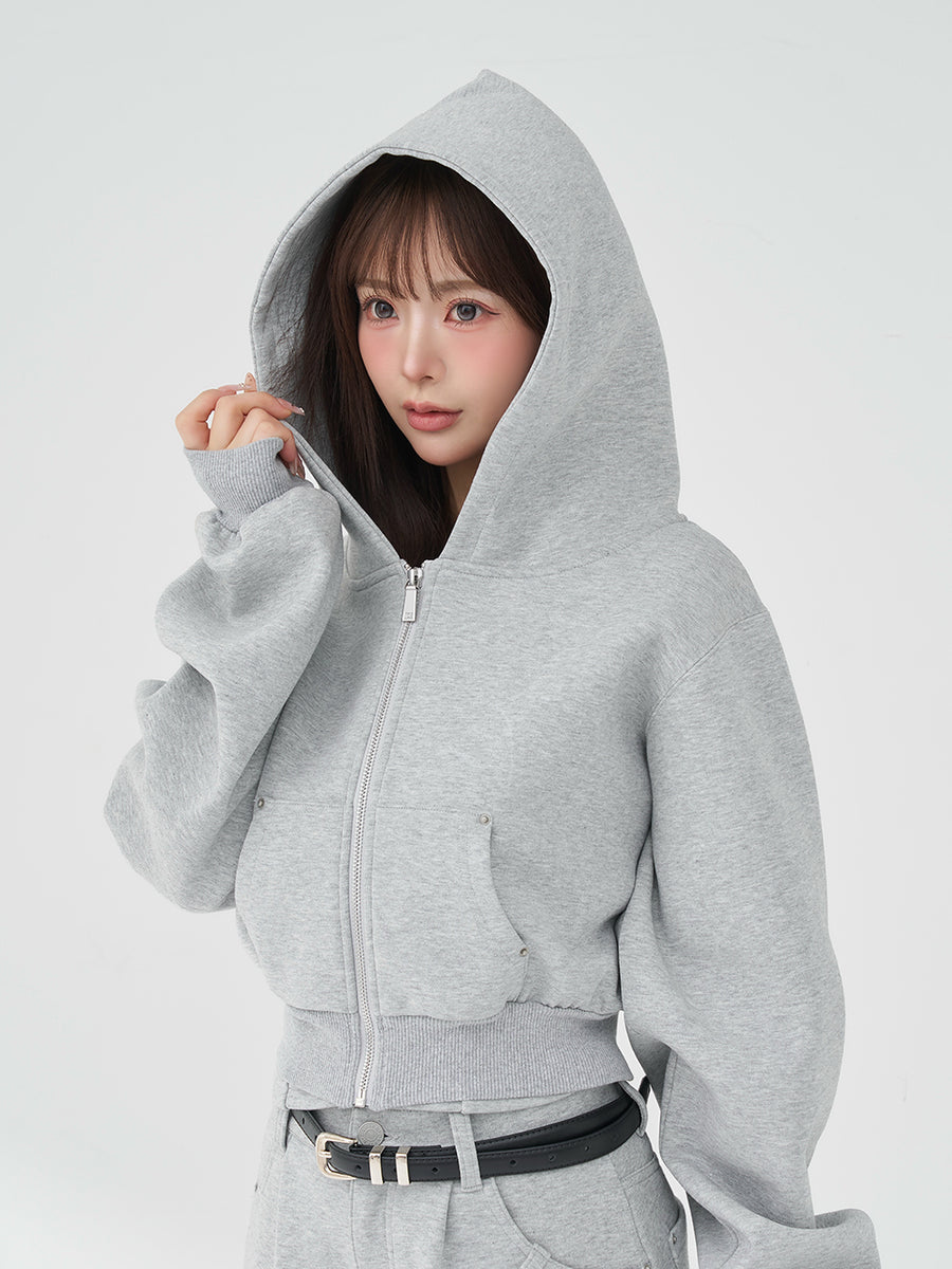 モデル：158cm（着用サイズ：FREE　着用カラー：GRY）