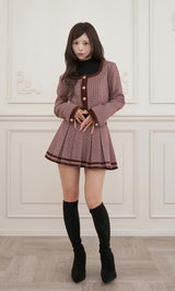 モデル：158cm（着用サイズ：S　着用カラー：BRD）