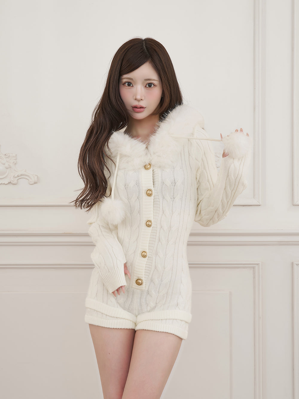 モデル：158cm（着用サイズ：FREE　着用カラー：WHT）