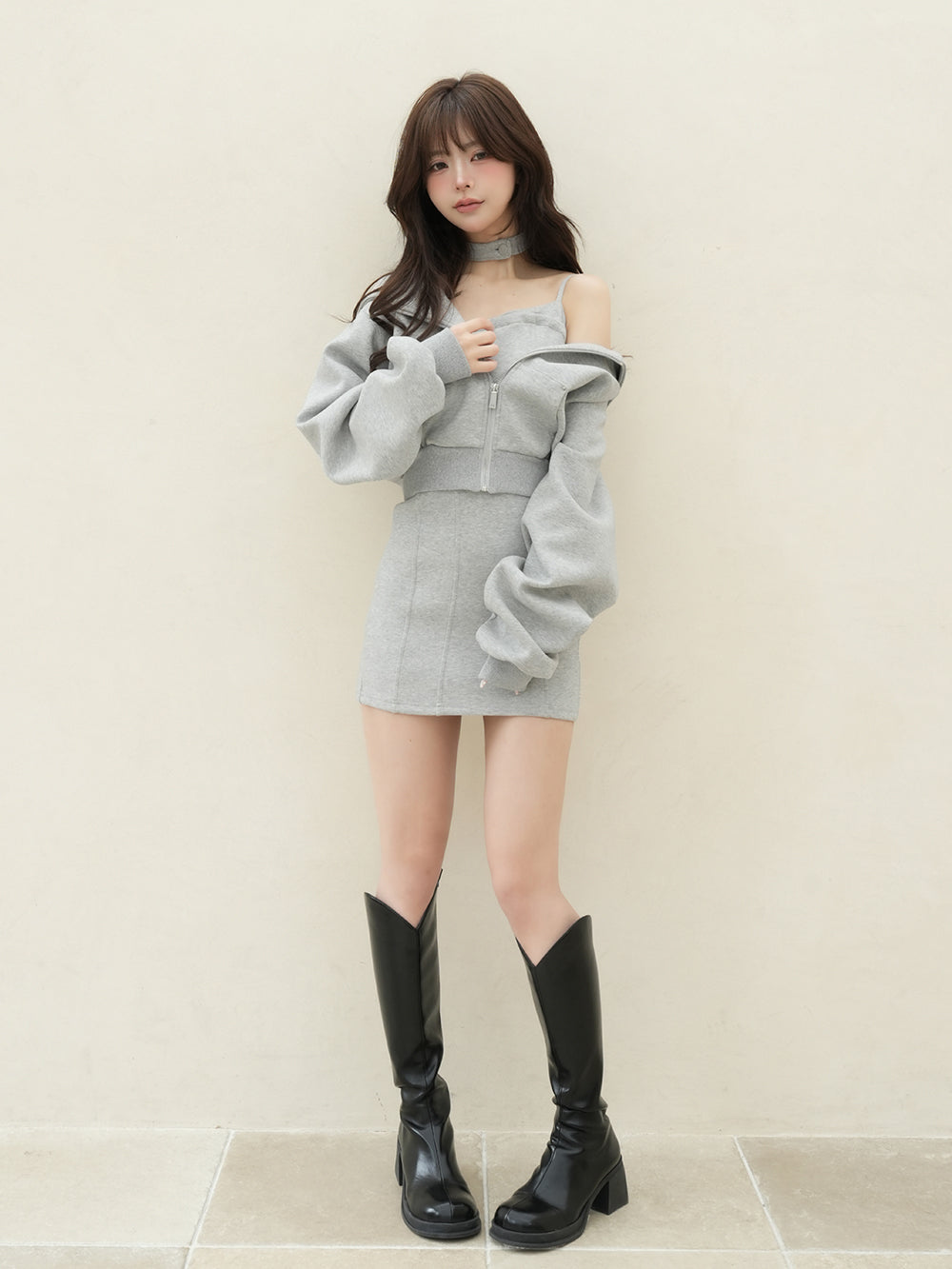 モデル：158cm（着用サイズ：FREE　着用カラー：GRY）