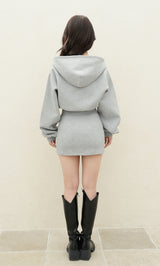 モデル：158cm（着用サイズ：FREE　着用カラー：GRY）