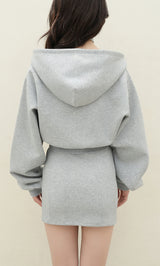モデル：158cm（着用サイズ：FREE　着用カラー：GRY）