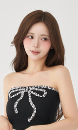 モデル：158cm（着用サイズ：FREE　着用カラー：BLK）