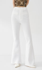 モデル：158cm（着用サイズ：S　着用カラー：WHT）