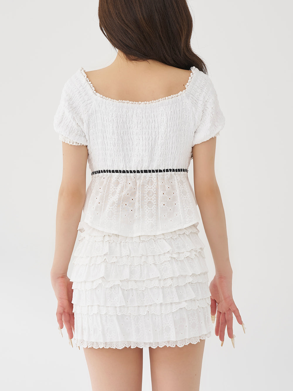 モデル：158cm（着用サイズ：FREE　着用カラー：WHT）