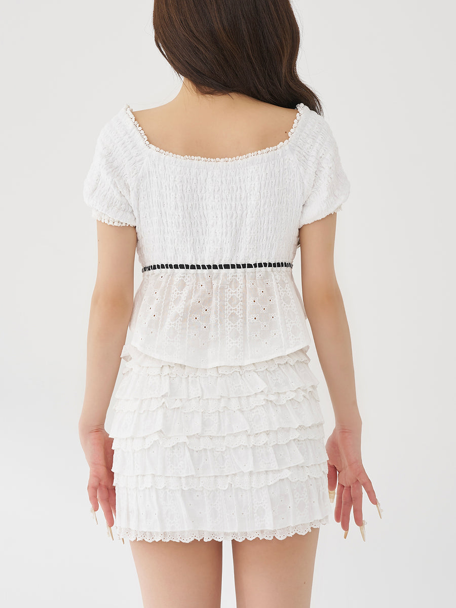 モデル：158cm（着用サイズ：FREE　着用カラー：WHT）