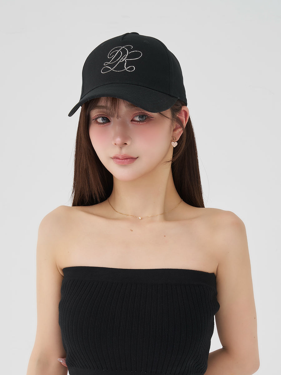 モデル：158cm（着用サイズ：FREE　着用カラー：BLK）