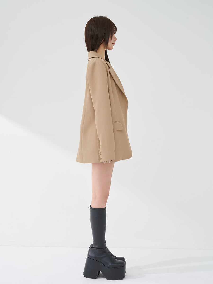 モデル：158cm（着用サイズ：S　着用カラー：BEG）