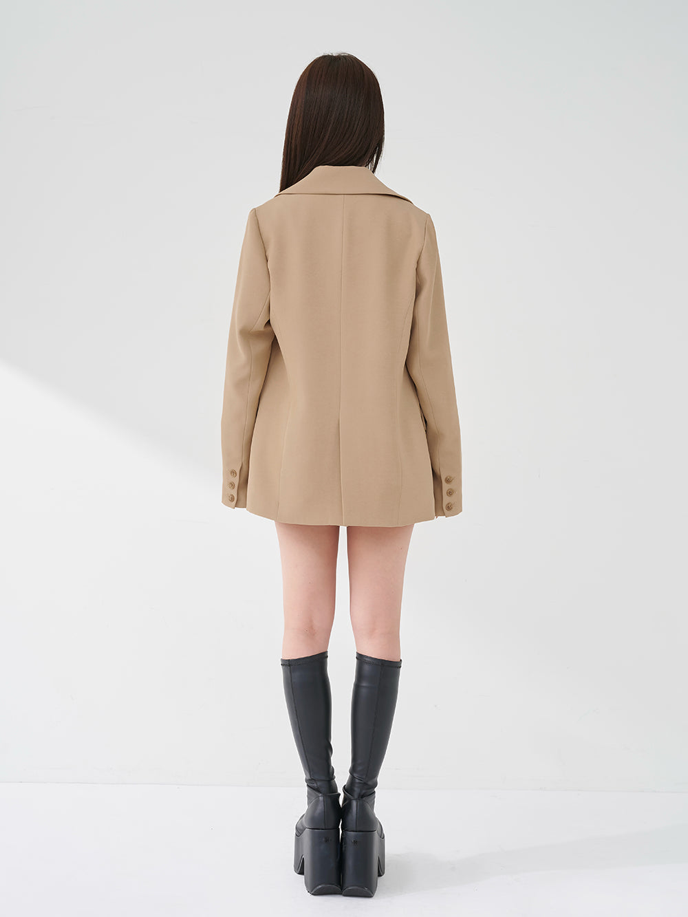 モデル：158cm（着用サイズ：S　着用カラー：BEG）