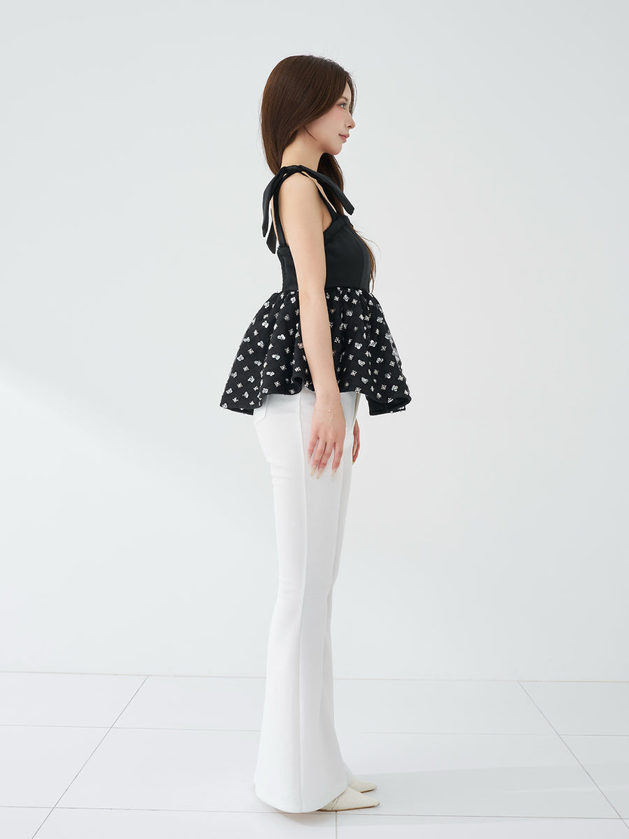 モデル：158cm（着用サイズ：FREE　着用カラー：BLK）