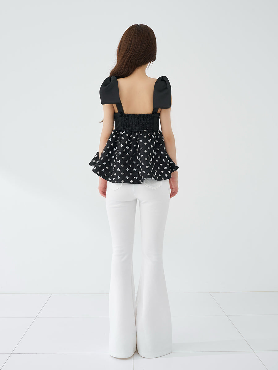 モデル：158cm（着用サイズ：FREE　着用カラー：BLK）