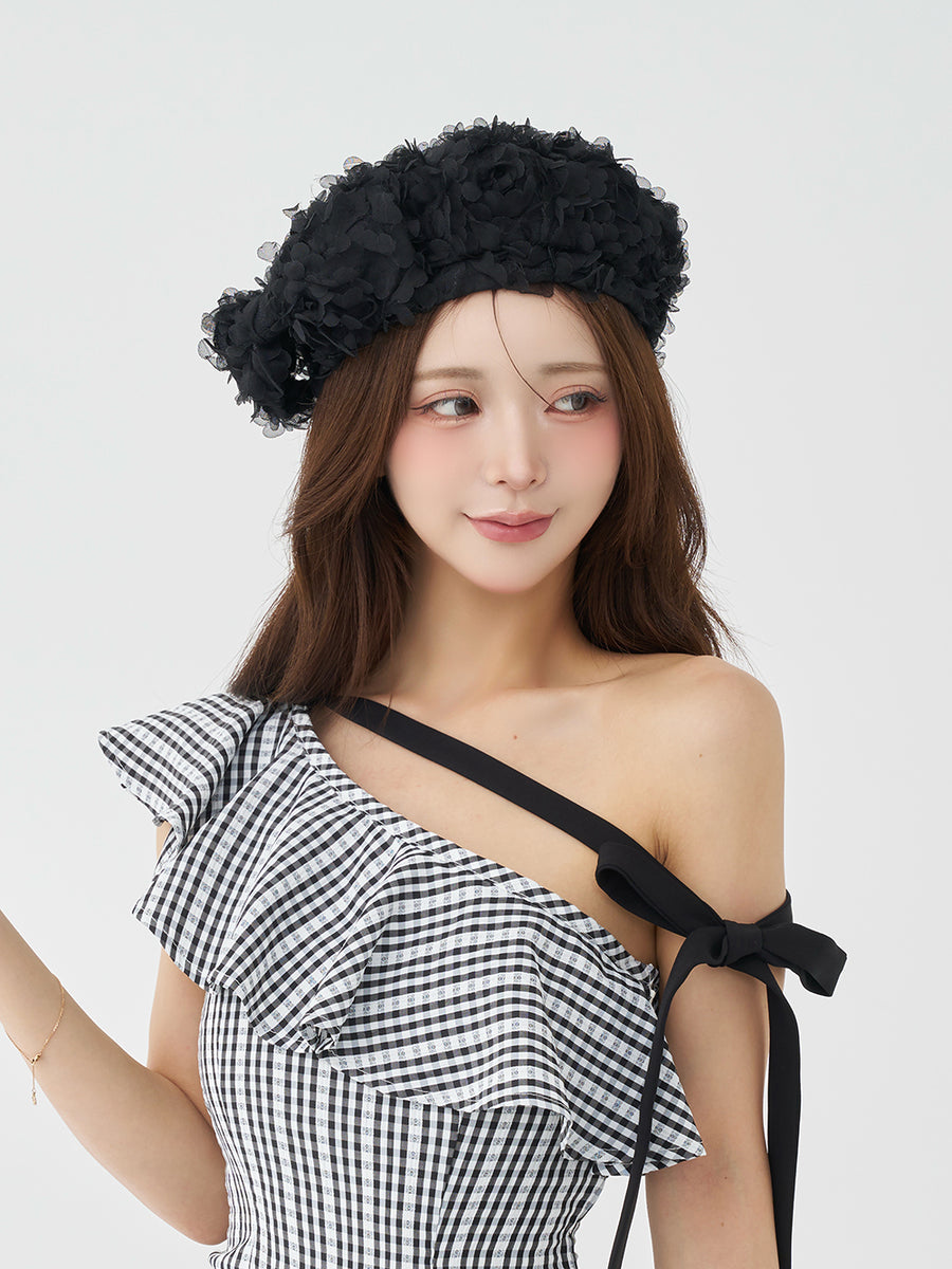 モデル：158cm（着用サイズ：FREE　着用カラー：BLK）