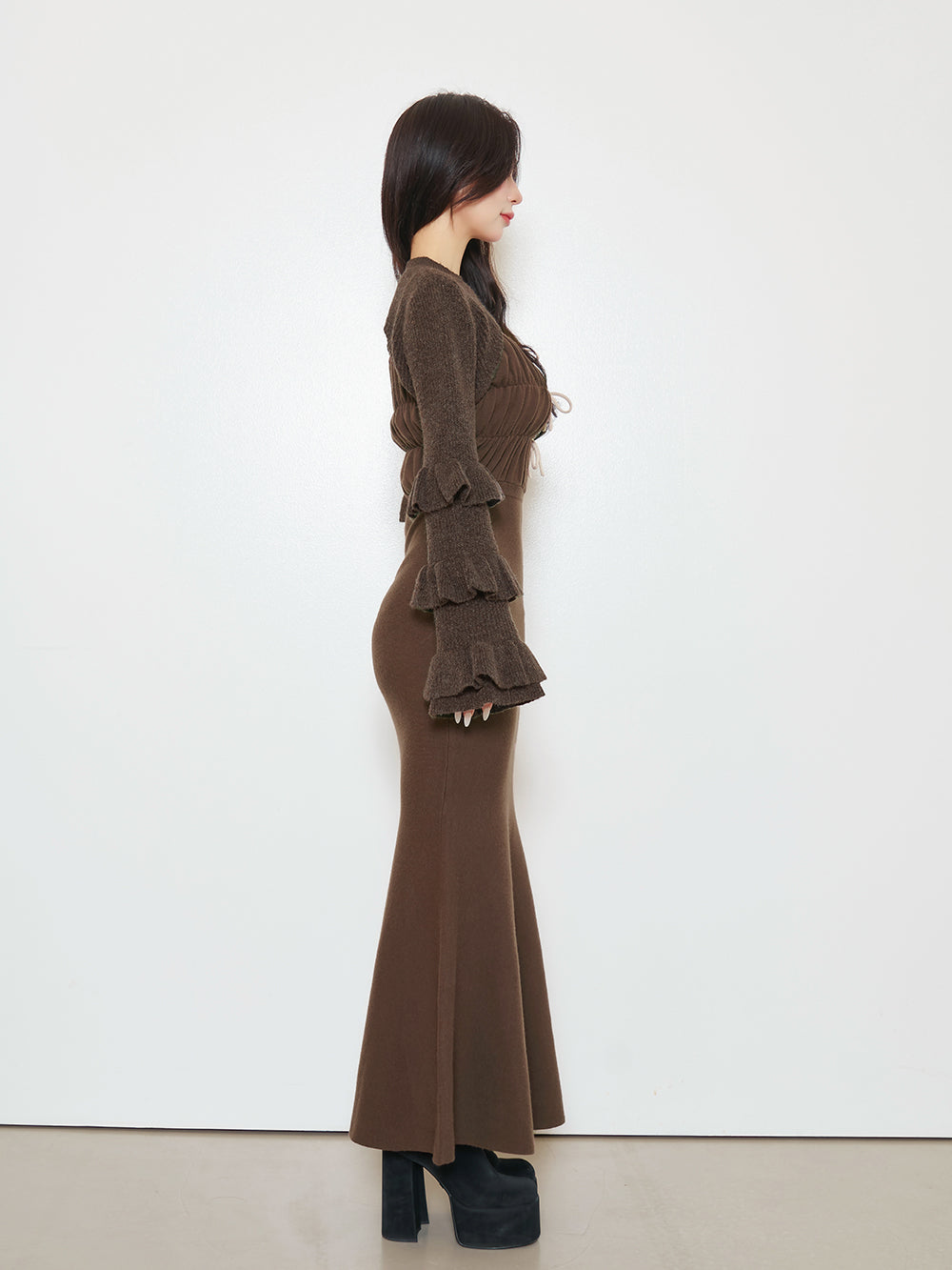 モデル：158cm（着用サイズ：FREE　着用カラー：BRN）