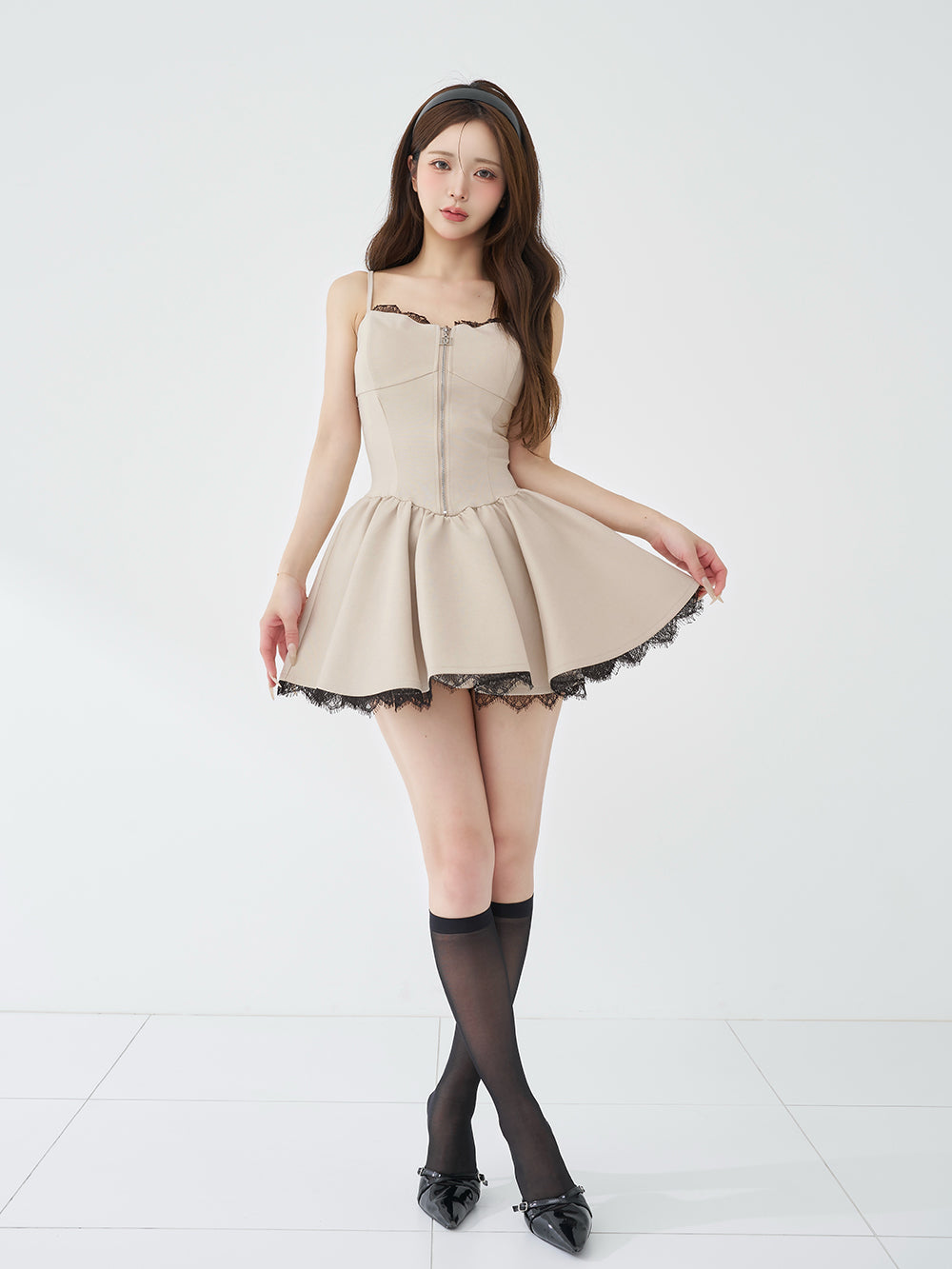 モデル：158cm（着用サイズ：FREE　着用カラー：BEG）