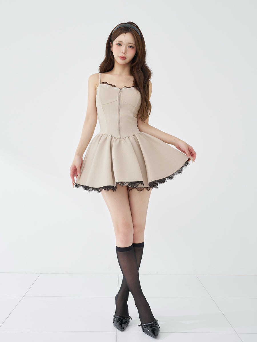 モデル：158cm（着用サイズ：FREE　着用カラー：BEG）