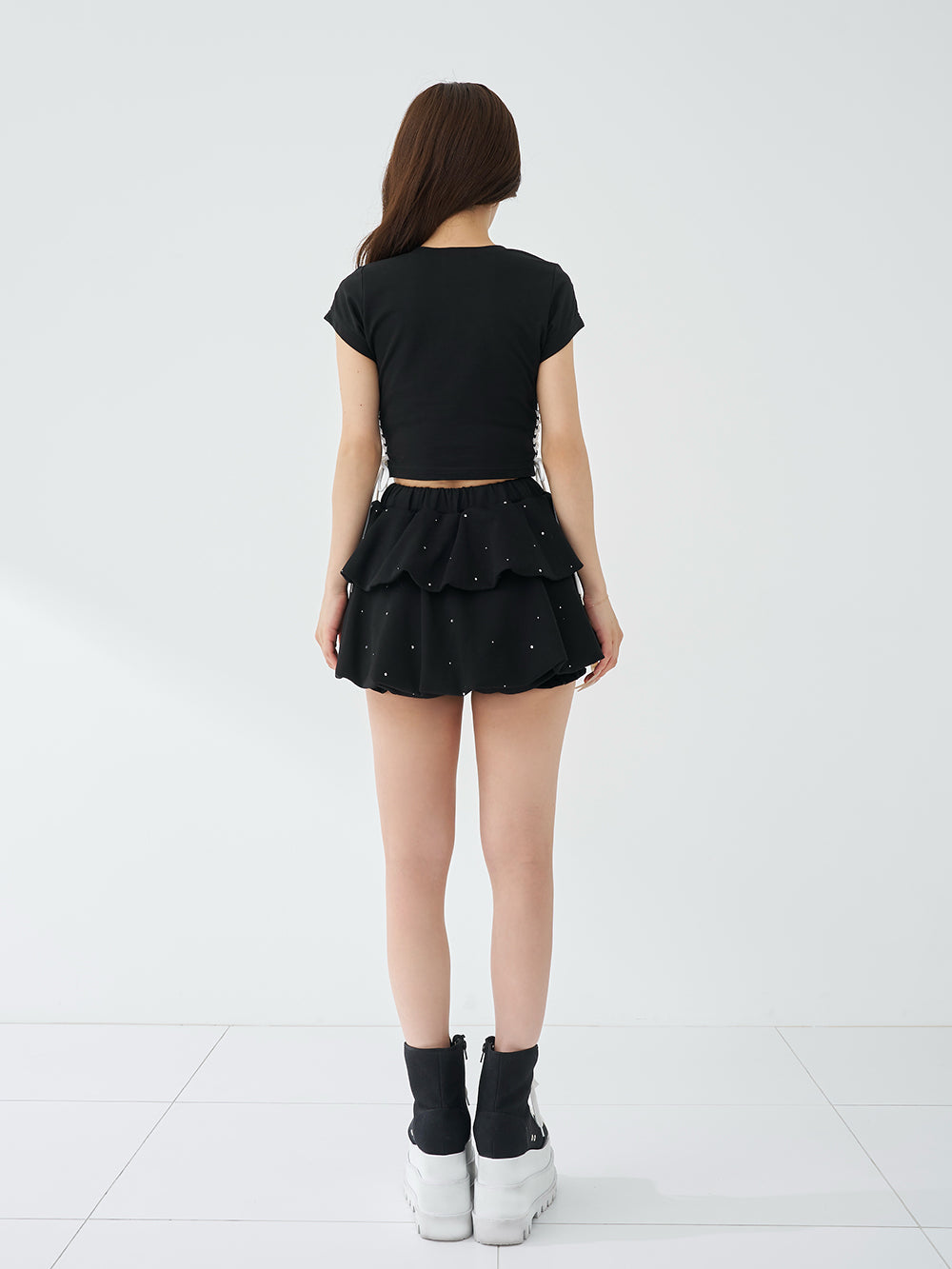 モデル：158cm（着用サイズ：FREE　着用カラー：BLK）