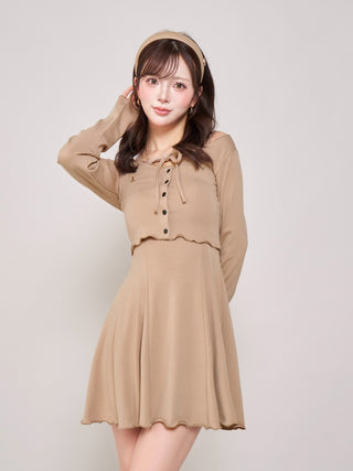 モデル：158cm（着用サイズ：FREE　着用カラー：BEG）
