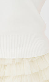 モデル：158cm（着用サイズ：FREE　着用カラー：WHT）