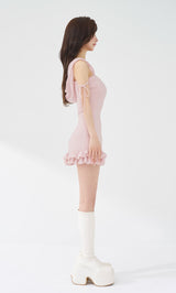 モデル：158cm（着用サイズ：FREE　着用カラー：PNK）