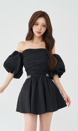 モデル：158cm（着用サイズ：FREE　着用カラー：BLK）