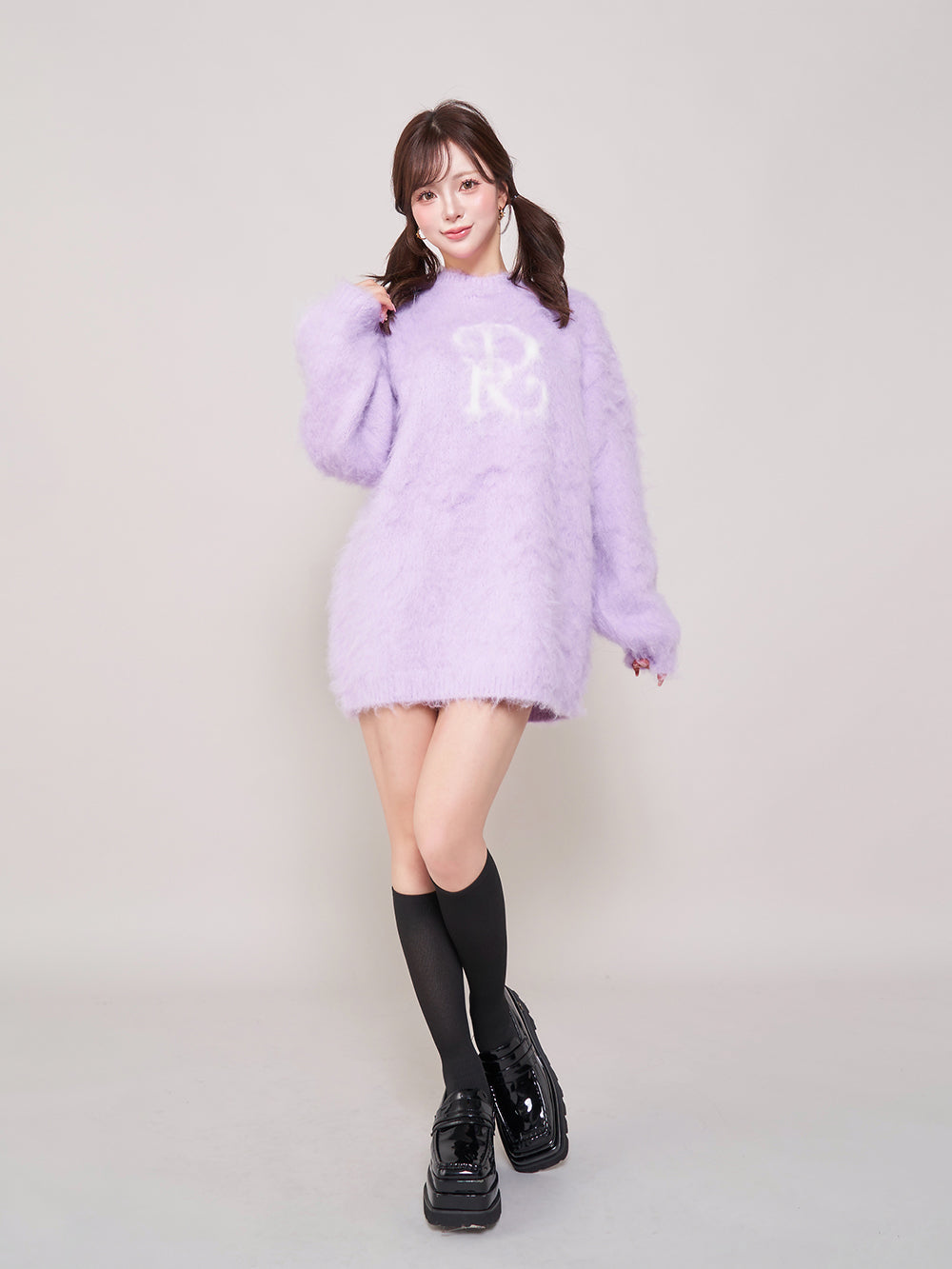 モデル：158cm（着用サイズ：FREE　着用カラー：PUR）