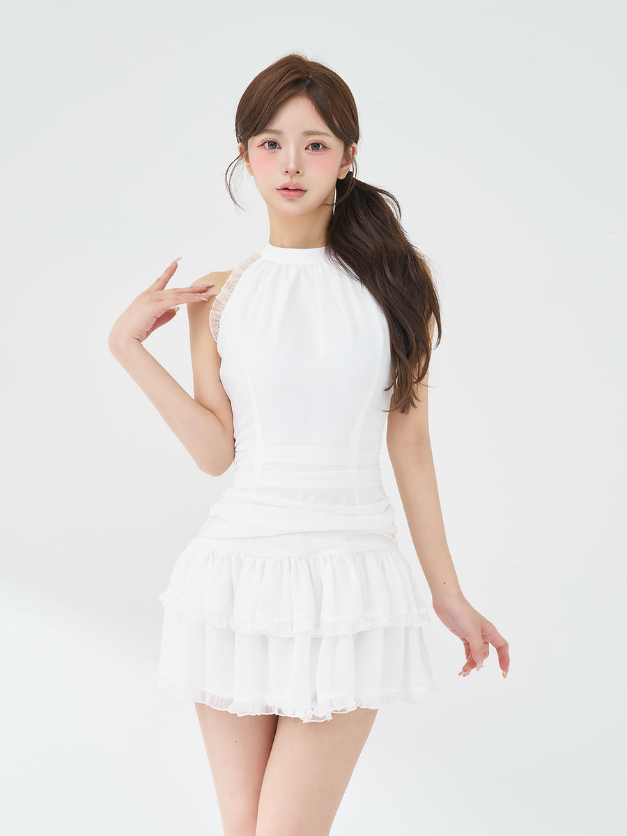 モデル：158cm（着用サイズ：FREE　着用カラー：WHT）