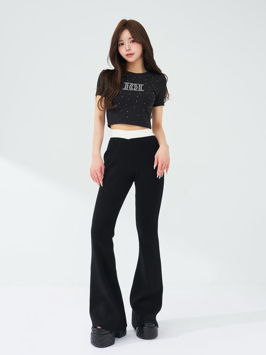 モデル：158cm（着用サイズ：FREE　着用カラー：BLK）