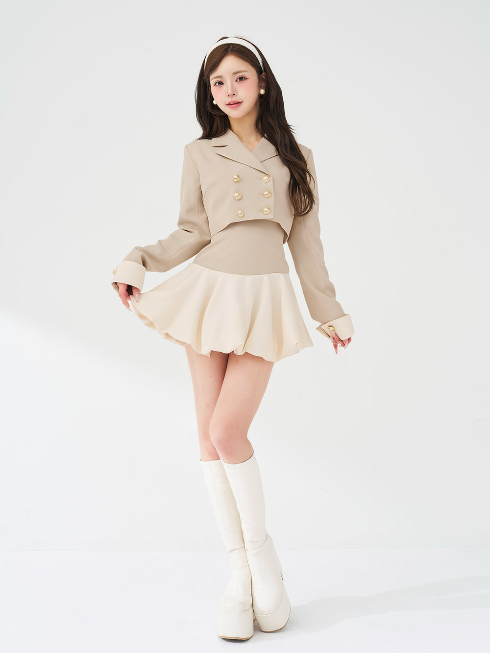 モデル：158cm（着用サイズ：FREE　着用カラー：BEG）