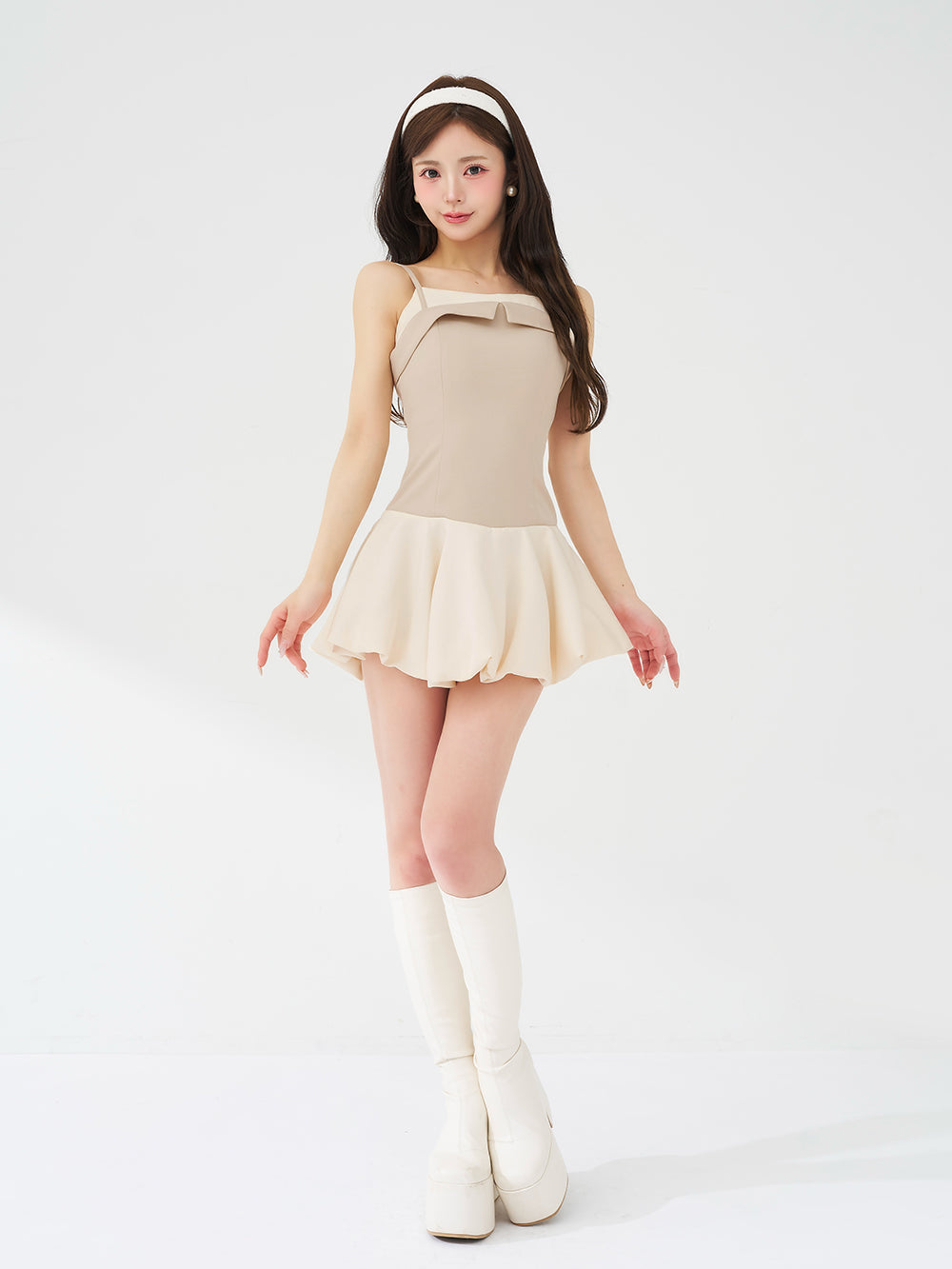 モデル：158cm（着用サイズ：FREE　着用カラー：BEG）