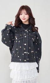 モデル：158cm（着用サイズ：FREE　着用カラー：BLK）