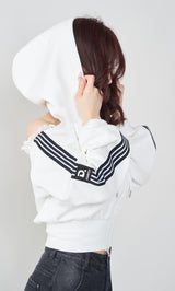 モデル：158cm（着用サイズ：FREE　着用カラー：WHT）