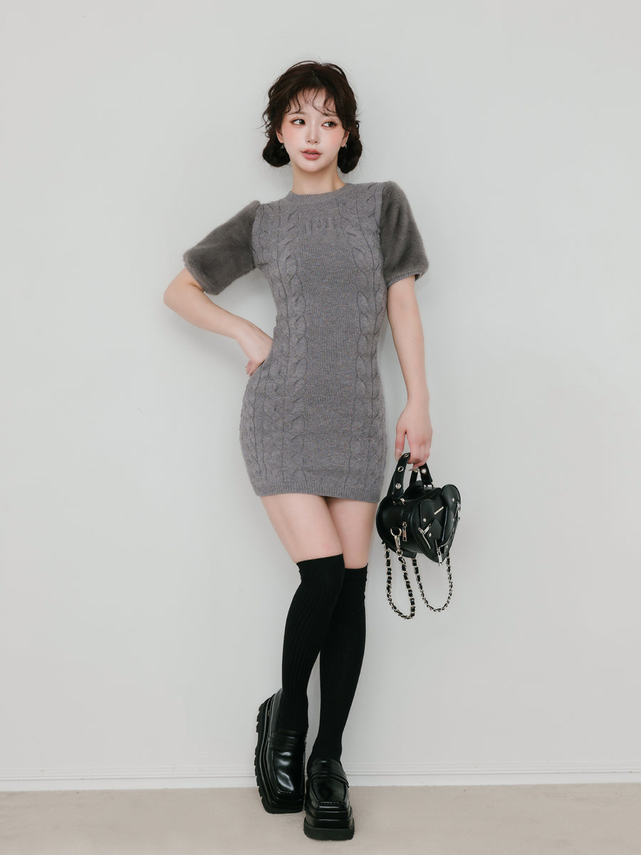 モデル：158cm（着用サイズ：FREE　着用カラー：GRY）