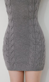 モデル：158cm（着用サイズ：FREE　着用カラー：GRY）