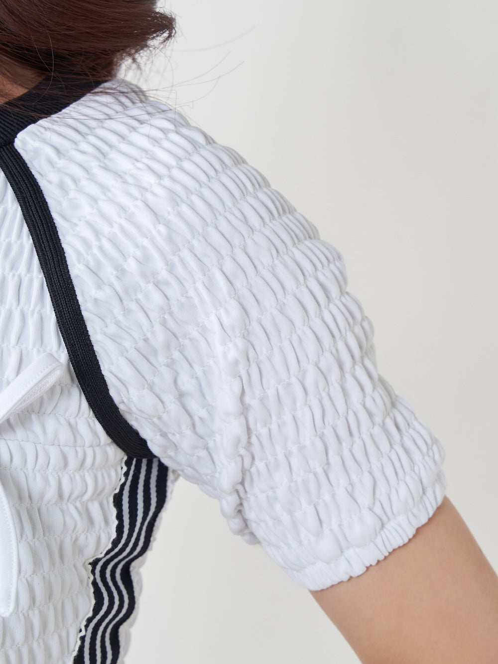 モデル：158cm（着用サイズ：FREE　着用カラー：WHT）