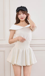 モデル：162cm（着用サイズ：FREE　着用カラー：WHT）