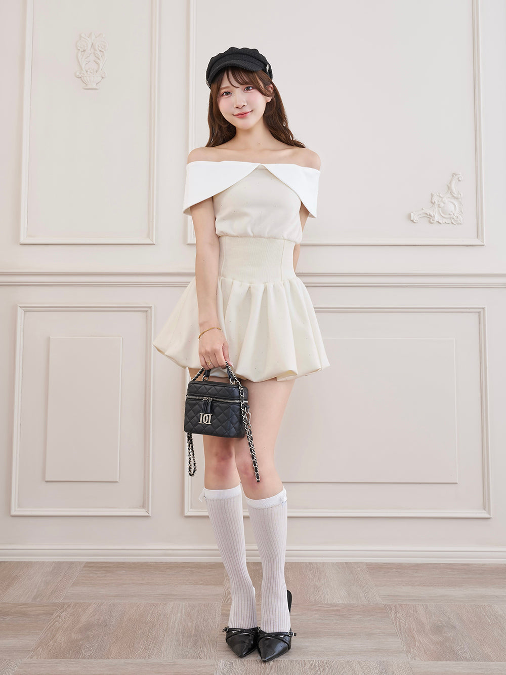 モデル：162cm（着用サイズ：FREE　着用カラー：WHT）