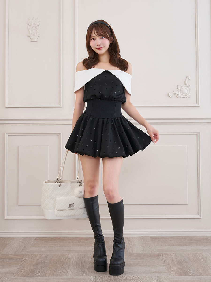 モデル：162cm（着用サイズ：FREE　着用カラー：BLK）