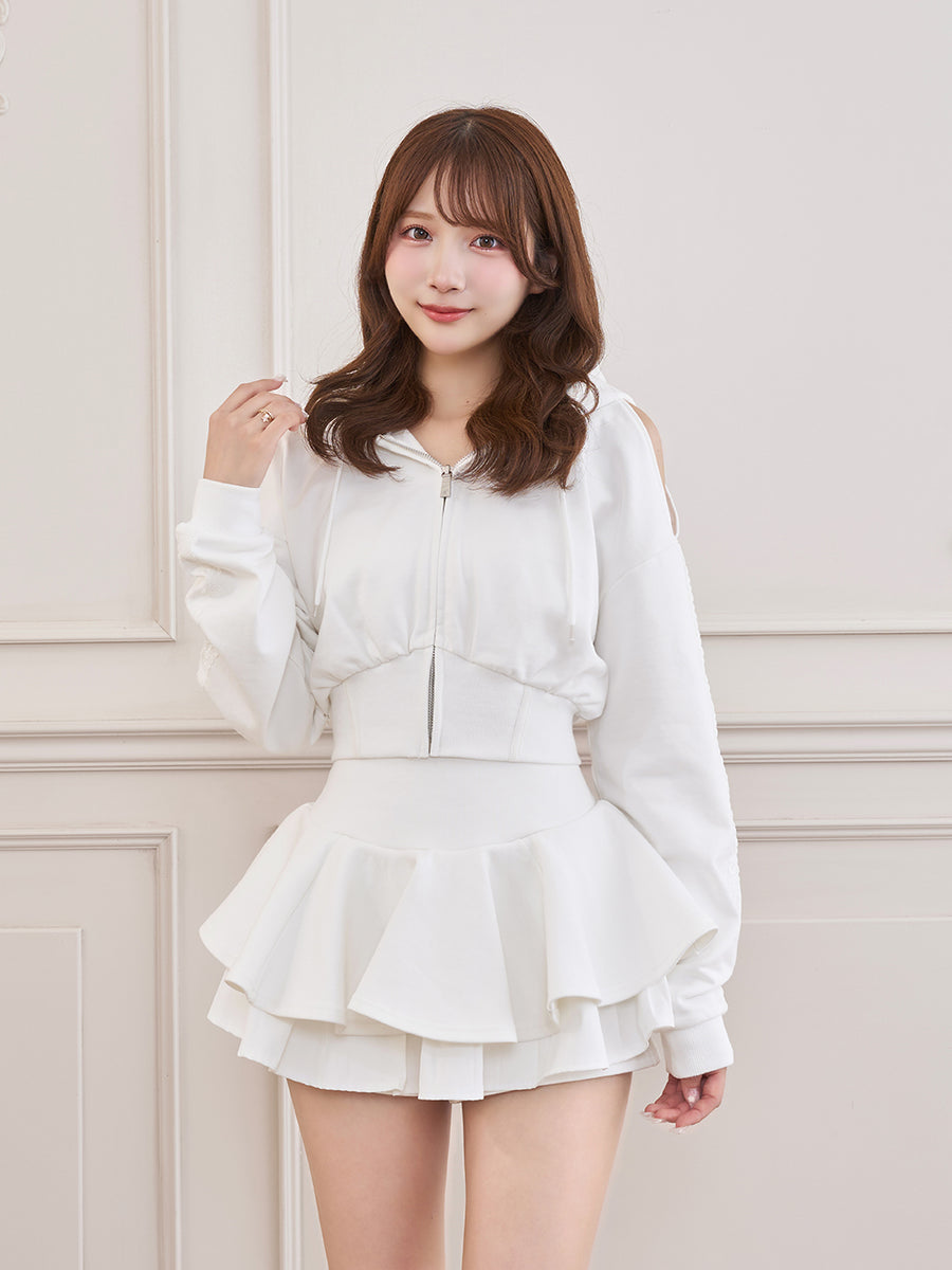モデル：162cm（着用サイズ：FREE　着用カラー：WHT）