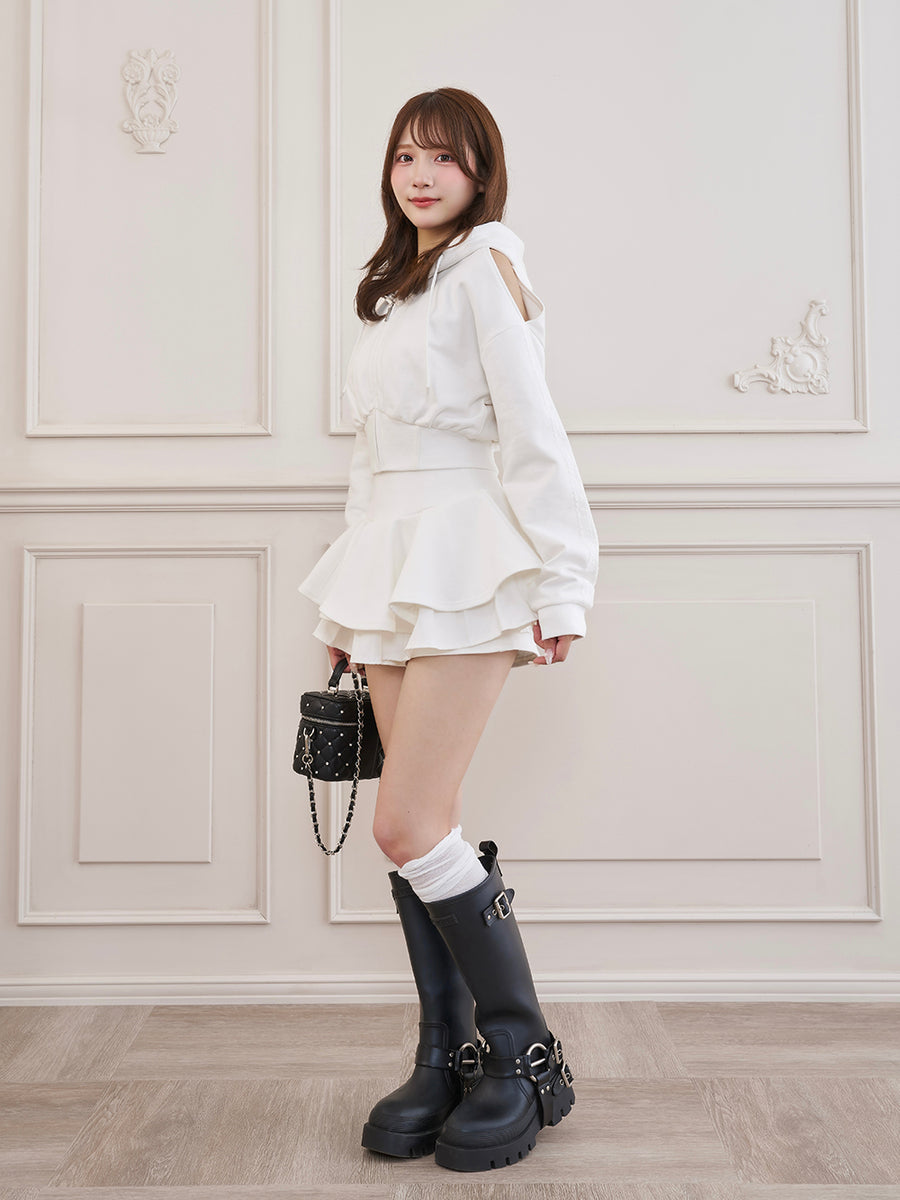 モデル：162cm（着用サイズ：FREE　着用カラー：WHT）