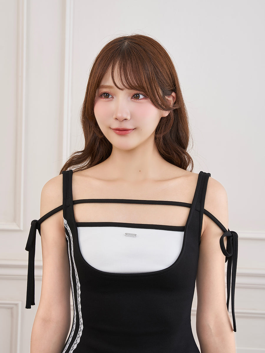 モデル：162cm（着用サイズ：FREE　着用カラー：BLK）