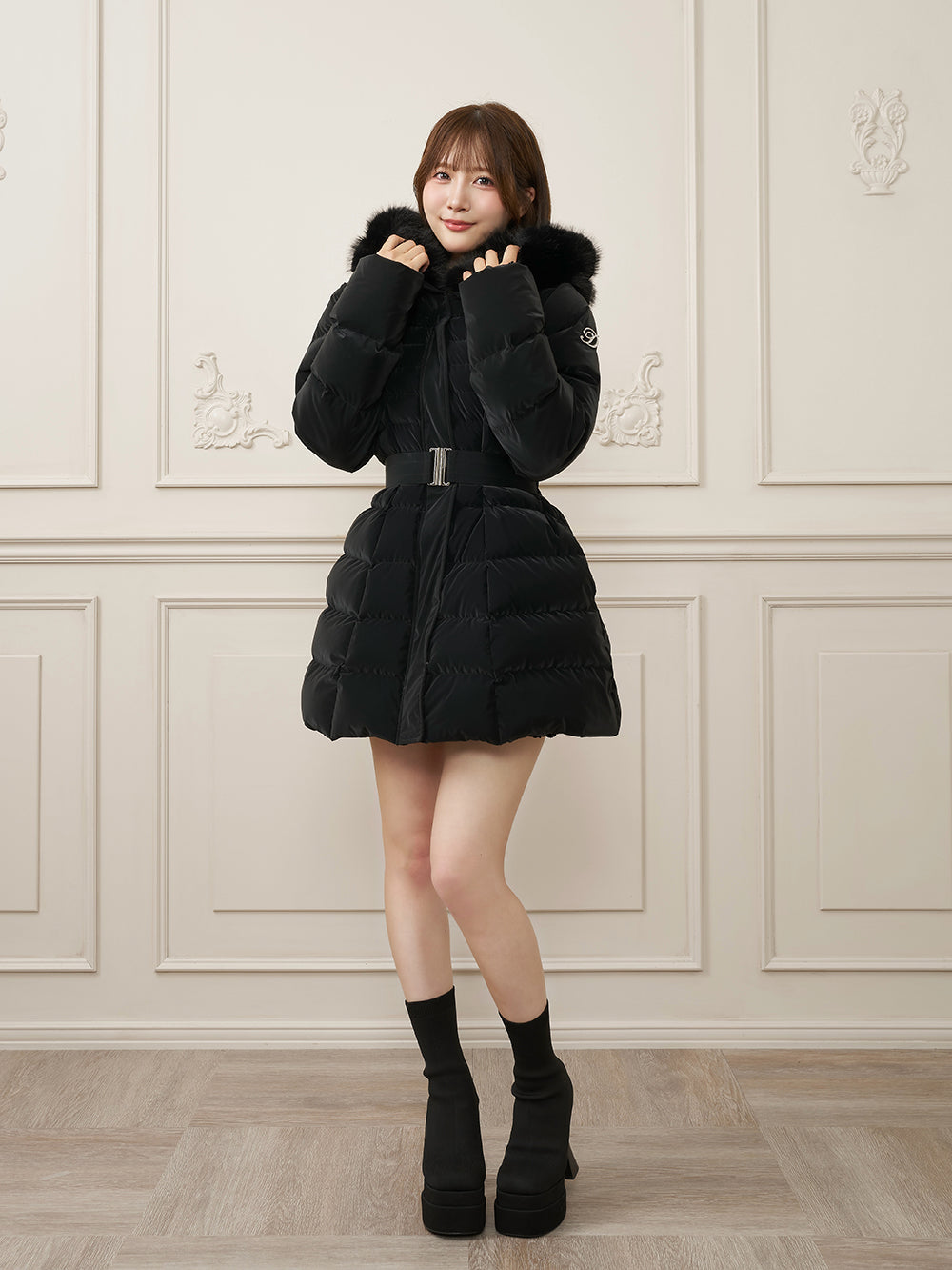 モデル：162cm（着用サイズ：S　着用カラー：BLK）
