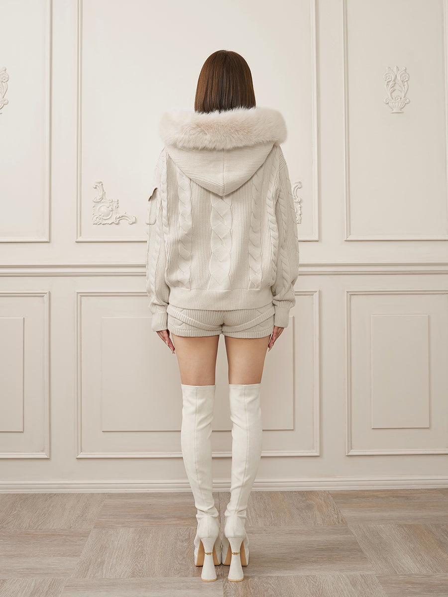 モデル：162cm（着用サイズ：FREE　着用カラー：L-GRY）