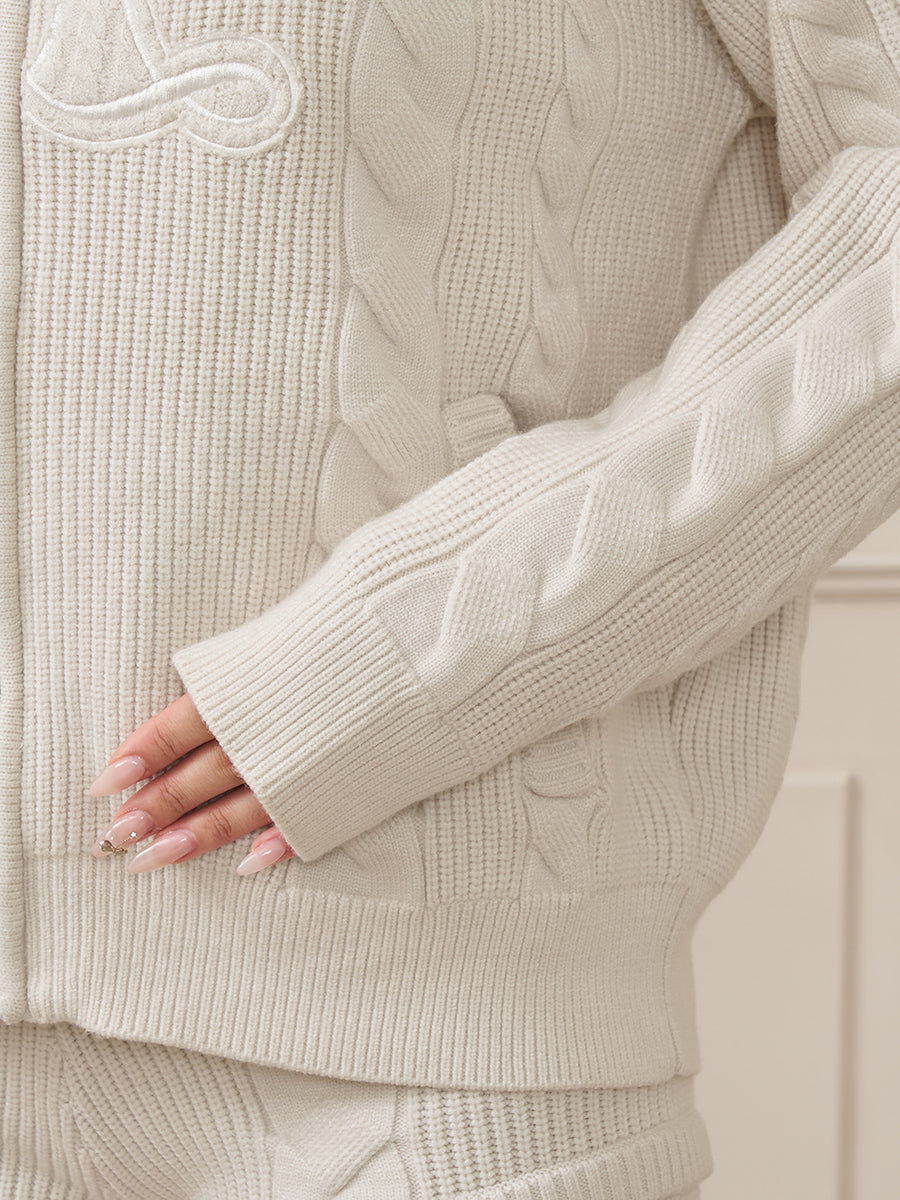 モデル：162cm（着用サイズ：FREE　着用カラー：L-GRY）