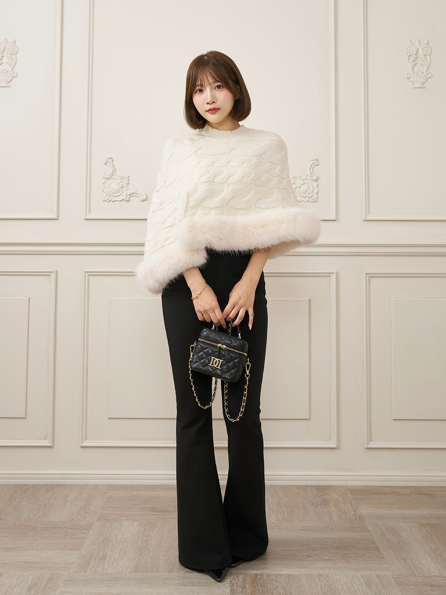 モデル：162cm（着用サイズ：FREE　着用カラー：WHT）