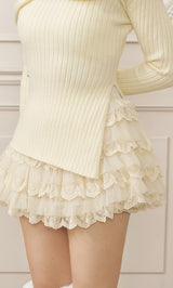 モデル：162cm（着用サイズ：FREE　着用カラー：WHT）
